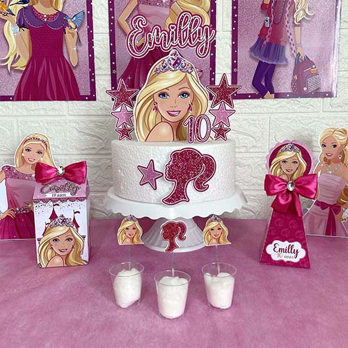 Kit Personalizado Barbie com 78 itens para festas, incluindo topo de bolo, pôsters e displays.